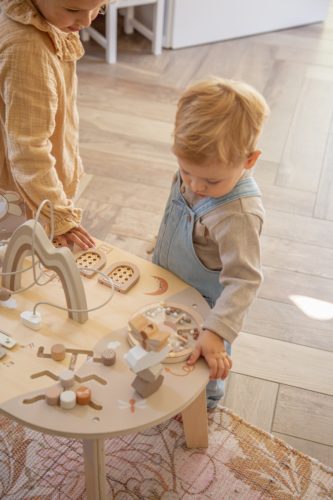 Label Label Activity asztal - Nugát