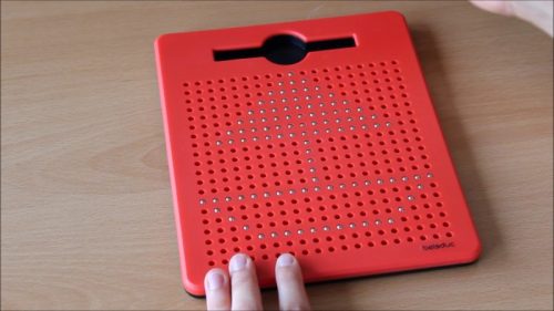 Mágneses rajztábla, kicsi