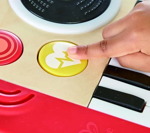 Hape Első DJ pultom 12 hó+