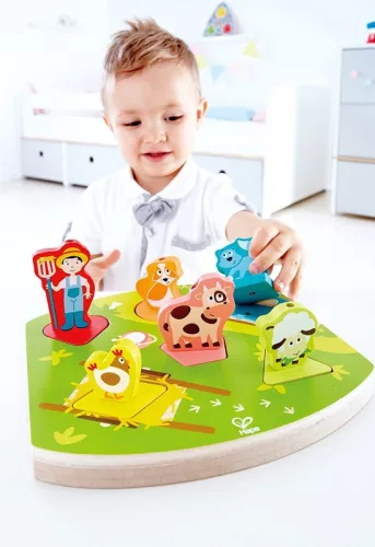 Hape Állatok a farmon - formaillesztő, hangzó puzzle 12 hó+