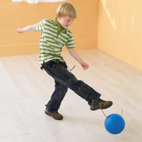 Gyakorló labda - átmérő: 20 cm, 15 m-es gumikötéllel